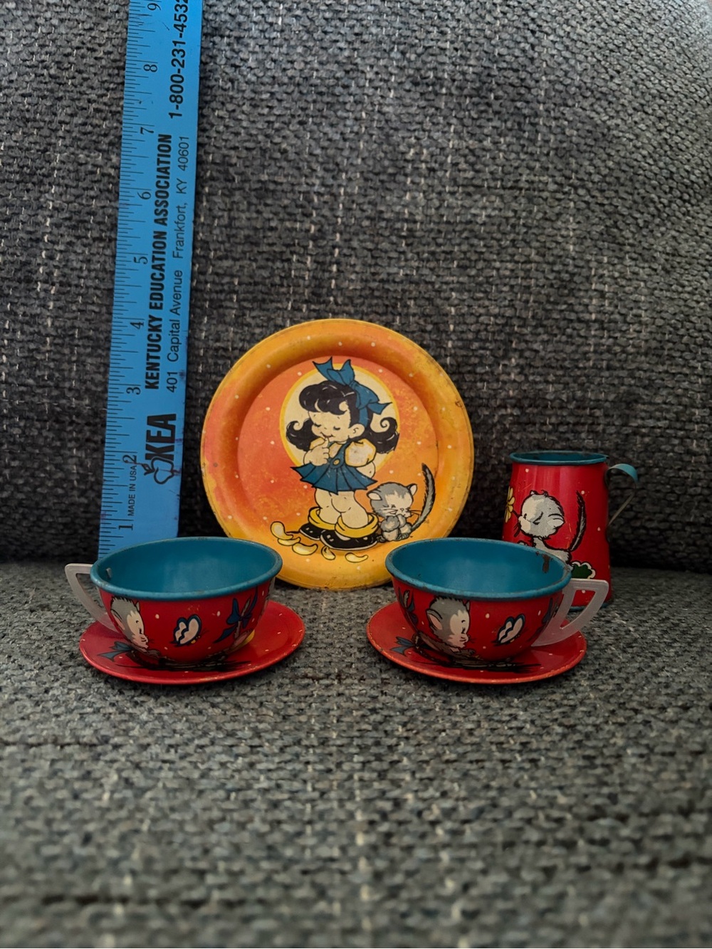 Vintage Ohio Art Child’s Tin Dishes